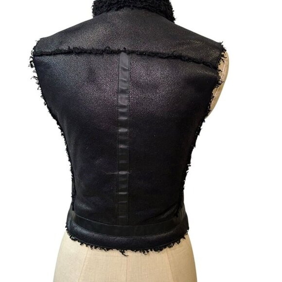 Forever 21 Faux Leather Shearling Fur Vest Jacket Black Small Rocker Sleeveless - Picture 9 of 12
